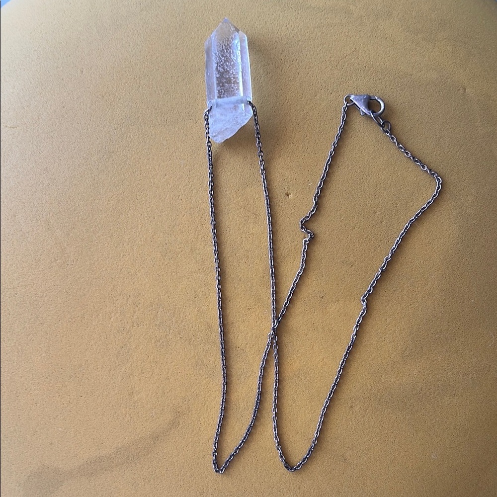 Crystal-like Pendant Necklace - Picture 2 of 10